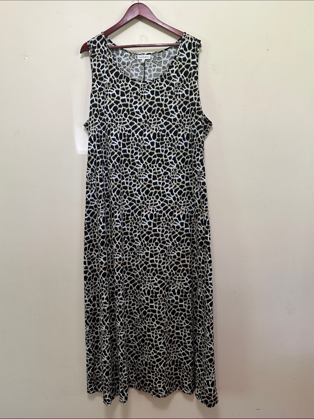 Fashion Bug Black & White Sleeveless Printed Maxi Dress